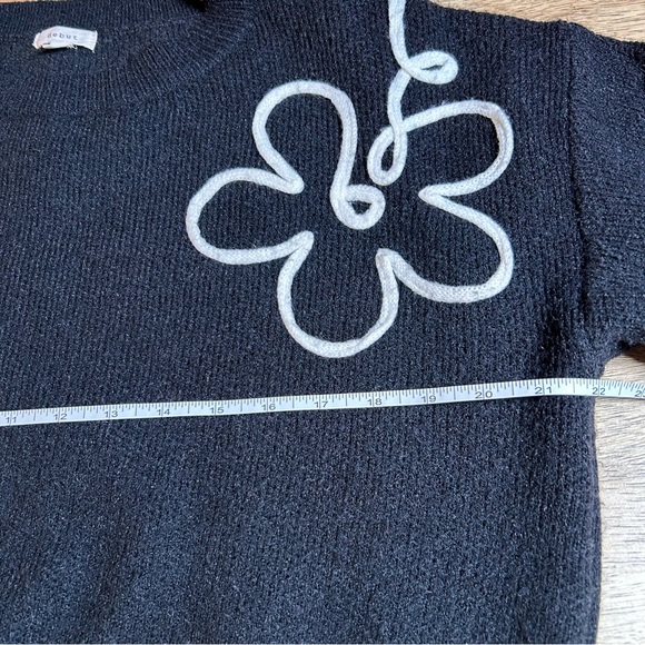 Debut Black Floral Detail Statement Knit Pullover Sweater Size Small - Picture 9 of 10